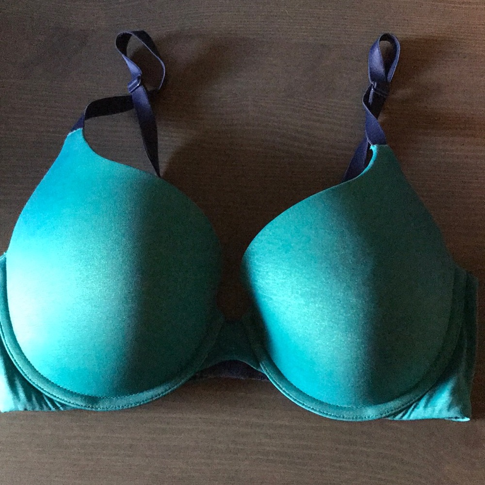 Victoria’s Secret bra